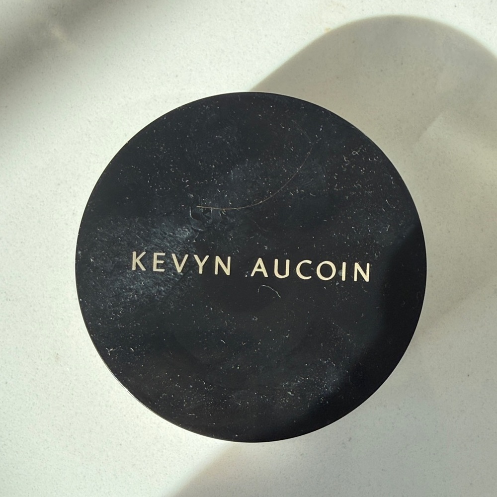 Kevyn Aucoin Light FB05 Foundation Balm gently used. Wrong color for me. - Picture 3 of 3